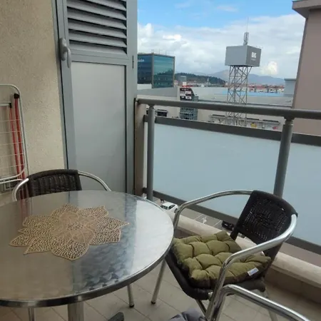 A La Classe Apartment *