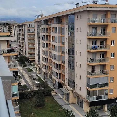 A La Classe Apartment *